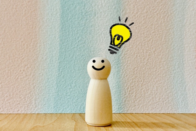 男の子が解決している姿